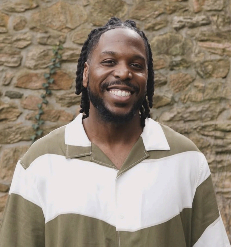 Pianist Joseph Bowensv